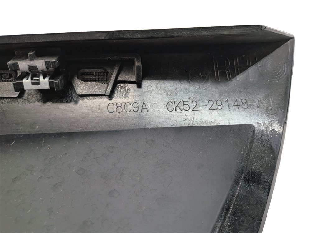 Thumbnail 7: 2016 RANGE ROVER (L405) REAR RIGHT D PILLAR TRIM MOULDING PANEL