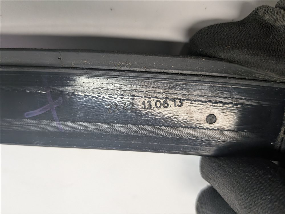 Thumbnail 7: 2014 AUDI A7 (C7 4G8) REAR UPPER CENTER 3RD THIRD STOP BRAKE LIGHT LAMP