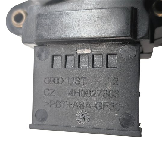 Thumbnail 9: 14 AUDI A7 (C7 4G8) REAR TRUNK HATCH LID LOWER LOCK LATCH ACTUATOR STRIKER PLATE