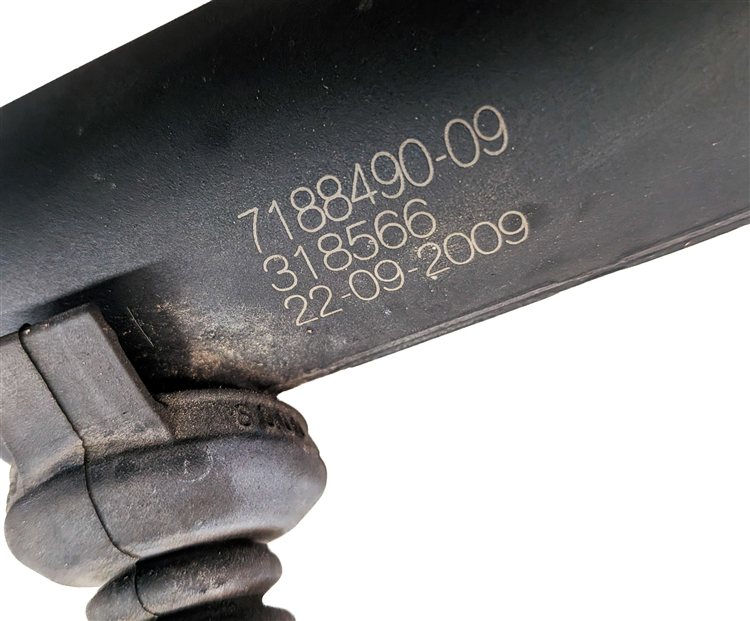 Thumbnail 5: 2010 BMW X6 (E71) REAR TRUNK LEFT & RIGHT ELECTRIC TRUNK LIFT SHOCK STRUT SET/2