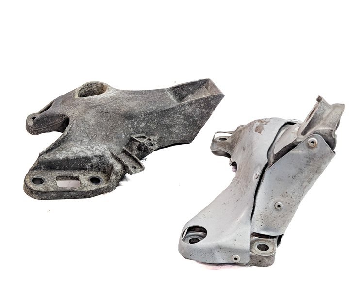 Thumbnail 2: 2010 BMW X6 (E71) 3.0L (N54) ENGINE MOTOR SUPPORT MOUNT BRACKET SET/2