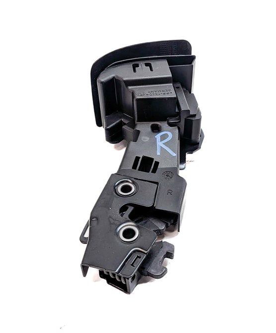 Thumbnail 5: 2010 BMW X6 (E71) REAR LEFT & RIGHT FOLDING SEAT LOCK LATCH RELEASE HANDLE SET/2