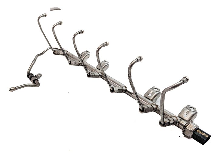 Thumbnail 4: 2010 BMW X6 (E71) 3.0L (N54) ENGINE FUEL INJECTOR RAIL w/ FUEL LINES