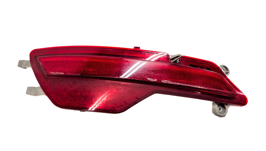 Thumbnail 2: 2010 BMW X6 (E71) REAR RIGHT PASSENGER LOWER BUMPER SAFETY REFLECTOR