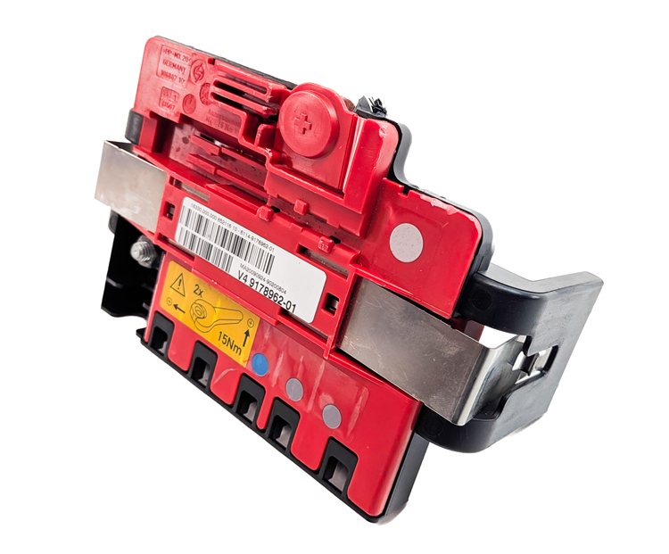 2010 BMW X6 (E71) 3.0L (N54) ENGINE POSITIVE BATTERY TERMINAL DISTRIBUTION PLATE