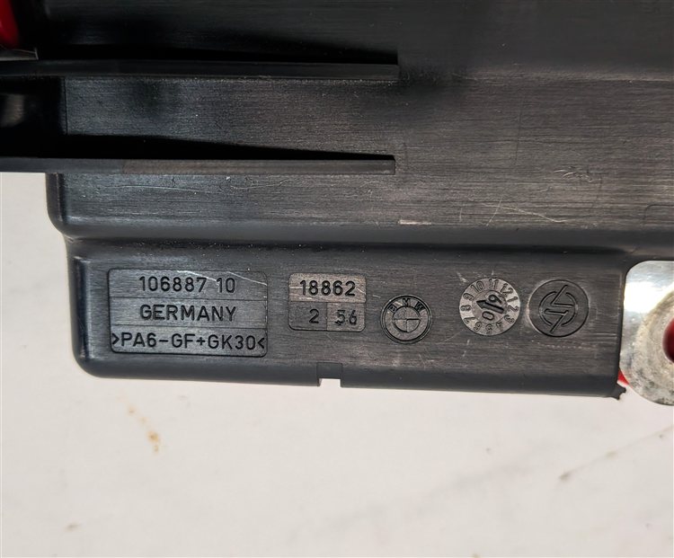 Thumbnail 6: 2010 BMW X6 (E71) 3.0L (N54) ENGINE POSITIVE BATTERY TERMINAL DISTRIBUTION PLATE