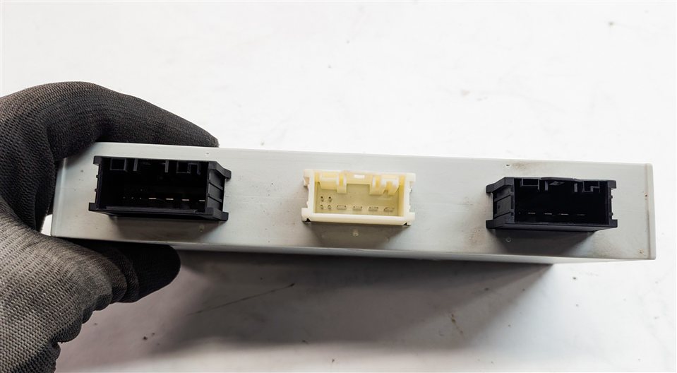 Thumbnail 5: 08-14 BMW X6 X6M (E71) REAR TRUNK LIFT HATCH GATE DOOR LIFTGATE CONTROL MODULE