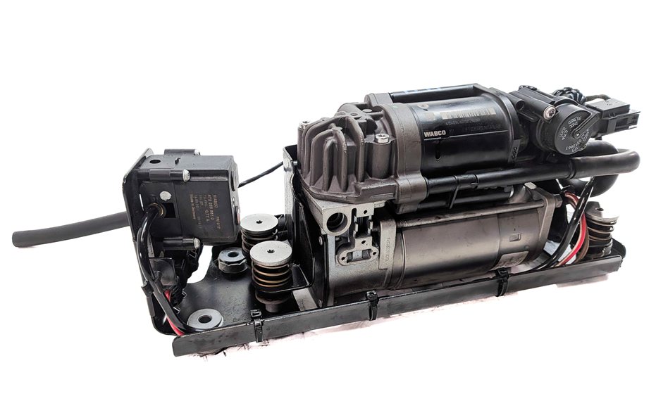09-17 BMW 535iGT 550iGT 740i 750i 760i (F01 F10) AIR SUSPENSION COMPRESSOR PUMP