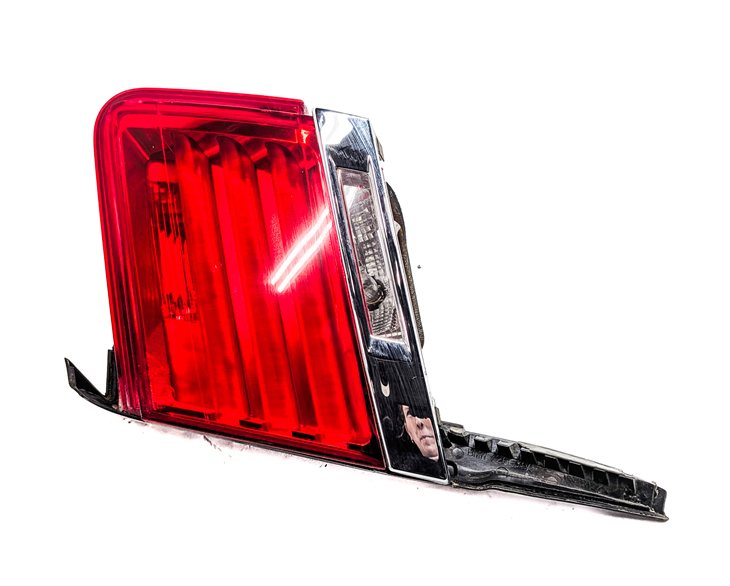 Thumbnail 3: 09-12 BMW 740i 750i 760i B7 F01 REAR RIGHT INNER TRUNK LID TAILLIGHT LIGHT LAMP