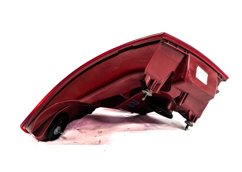 Thumbnail 5: 09-12 BMW 7 SERIES (F01) REAR RIGHT PASSENGER OUTER TAILLIGHT BRAKE LIGHT LAMP