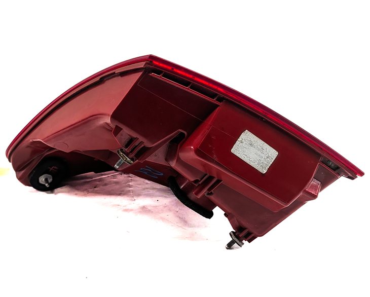 Thumbnail 6: 09-12 BMW 7 SERIES (F01) REAR RIGHT PASSENGER OUTER TAILLIGHT BRAKE LIGHT LAMP