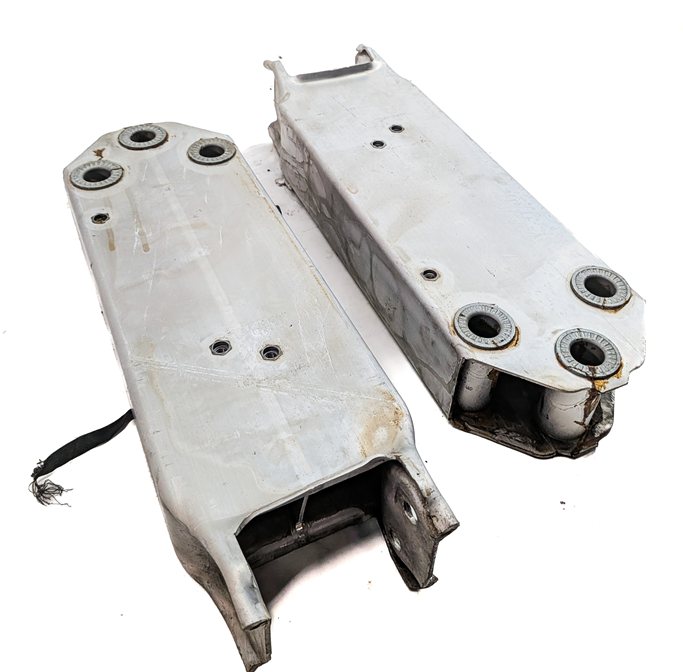 Thumbnail 4: BMW 7 SERIES (F01) FRONT LEFT & RIGHT BUMPER IMPACT REINFORCEMENT BRACKET SET/2