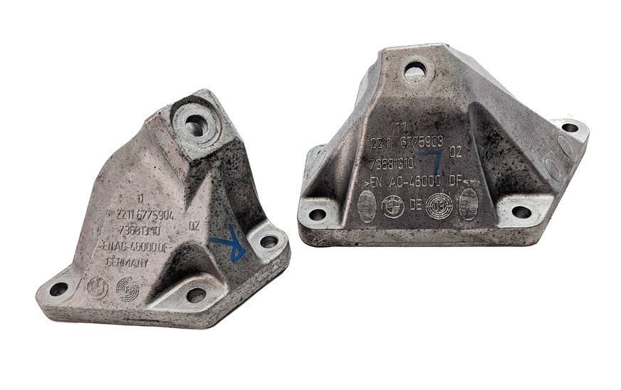 Thumbnail 1: 2012 BMW 750LI (F01) 4.4L (N63) ENGINE MOTOR SUPPORT MOUNT BRACKET SET/2