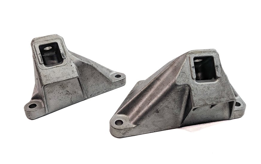 Thumbnail 4: 2012 BMW 750LI (F01) 4.4L (N63) ENGINE MOTOR SUPPORT MOUNT BRACKET SET/2