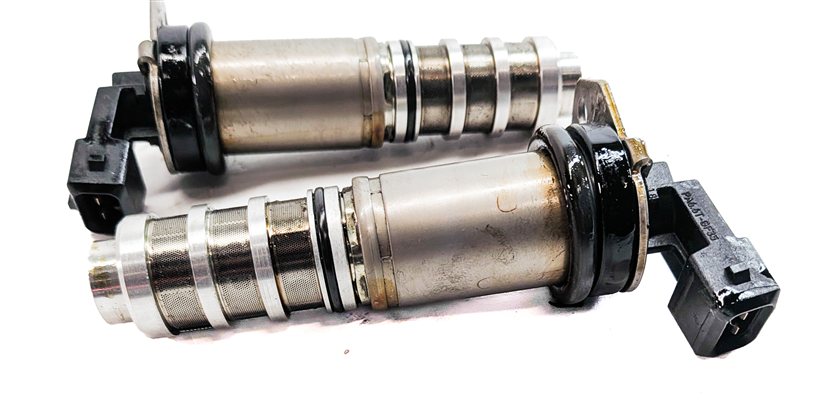 Thumbnail 2: 2012 BMW 750LI (F01) 4.4L (N63) ENGINE VVT VARIABLE VALVE TIMING SOLENOID SET/2