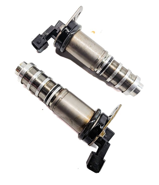 Thumbnail 3: 2012 BMW 750LI (F01) 4.4L (N63) ENGINE VVT VARIABLE VALVE TIMING SOLENOID SET/2
