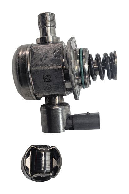 Thumbnail 3: 11-20 MERCEDES E S SL GL (W205 W166 W212 X166 X253) V8 LEFT MECHANICAL FUEL PUMP