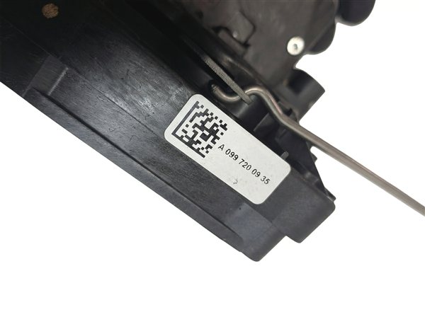 Thumbnail 8: 15-19 MERCEDES GLC GLE GLS ML CLASS X166 FRONT LEFT DRIVER DOOR LOCK LATCH