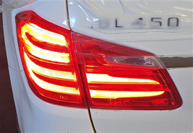Thumbnail 2: 13-16 MERCEDES GL350 GL450 GL550 (X166) LEFT DRIVER INNER TAILLIGHT LIGHT LAMP