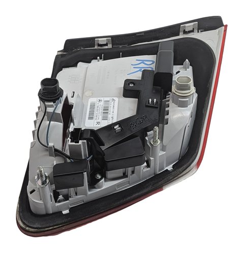 Thumbnail 6: 13-16 MERCEDES GL350 GL450 GL550 (X166) REAR RIGHT INNER TAILLIGHT LIGHT LAMP