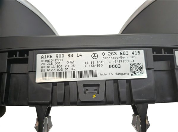 Thumbnail 9: 15-16 MERCEDES GL450 GL550 (X166) SPEEDOMETER INSTRUMENT GAUGE CLUSTER (129k)