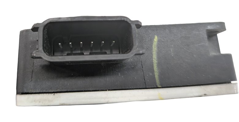 Thumbnail 5: 2016 MERCEDES GL450 (X166) REAR DRIVER ASSIST BLIND SPOT RADAR SENSOR MODULE