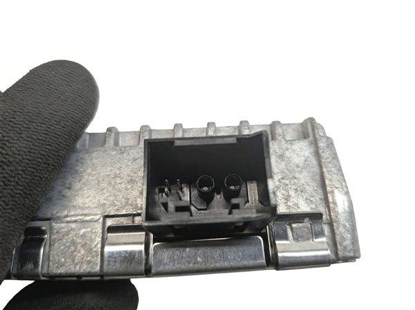 Thumbnail 6: 2016 MERCEDES GL450 (X166) SIRIUS SATELLITE RADIO AUDIO CONTROL MODULE