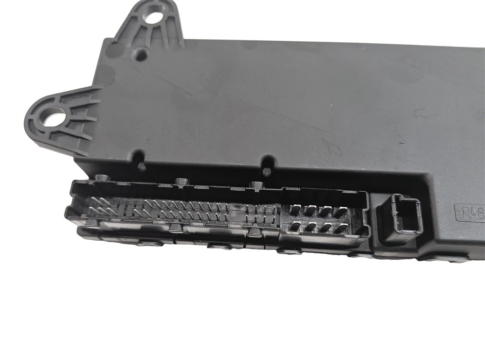 Thumbnail 6: 2016 MERCEDES GL450 (X166) AIRMATIC AIR SUSPENSION CONTROL MODULE