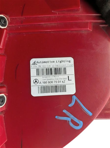 Thumbnail 10: 13-16 MERCEDES GL (X166) REAR LEFT DRIVER OUTER TAILLIGHT BRAKE LIGHT LAMP
