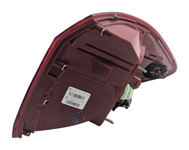 Thumbnail 4: 13-16 MERCEDES GL (X166) REAR LEFT DRIVER OUTER TAILLIGHT BRAKE LIGHT LAMP