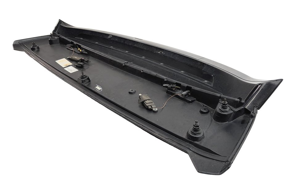 Thumbnail 4: 2013-2019 RANGE ROVER (L405) REAR SPOILER WING w/ 3rd BRAKE LIGHT (Black)