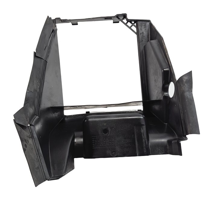 Thumbnail 4: 2014 RANGE ROVER (L405) 5.0L SUPER (508PS / AJ133S) LEFT RADIATOR COOLING SHROUD