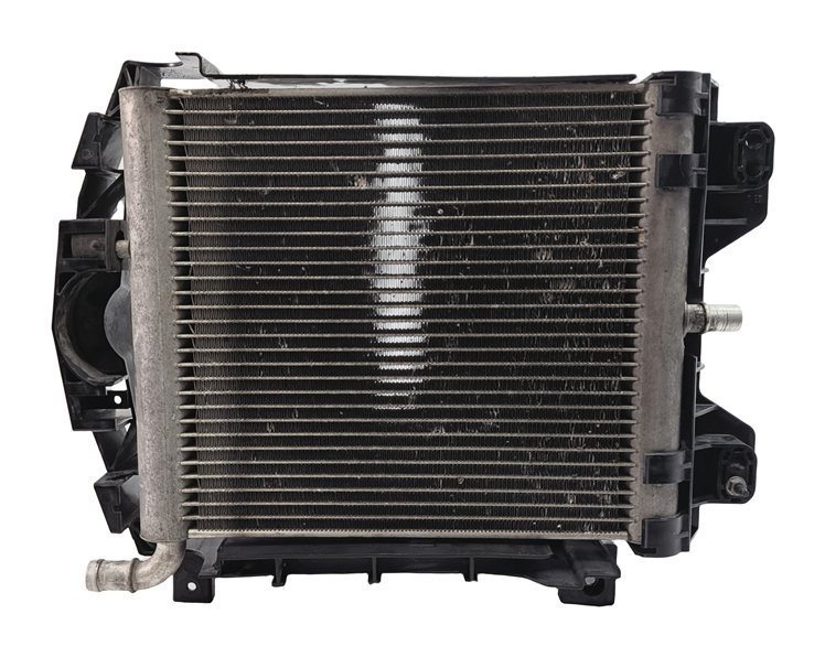 Thumbnail 2: 13-20 ROVER SPORT DISCOVERY (L405 L462 L494) RIGHT AUXILIARY RADIATOR & BRACKET