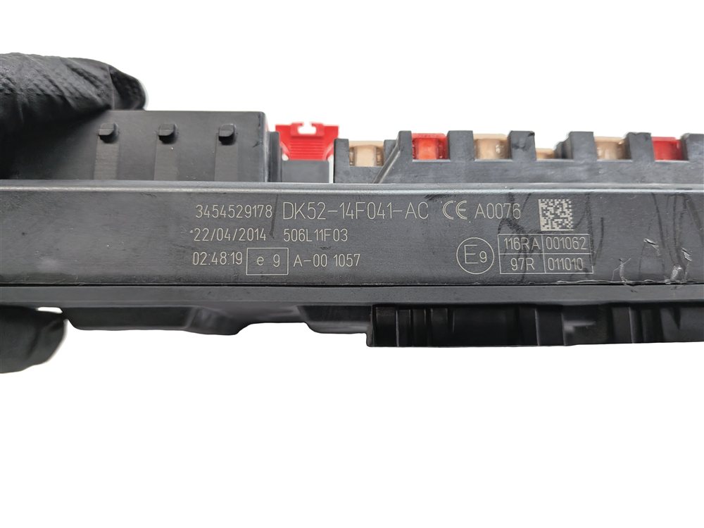 Thumbnail 10: 2014 RANGE ROVER (L405) 5.0L SUPER (508PS / AJ133S) FUSE RELAY BOX PANEL