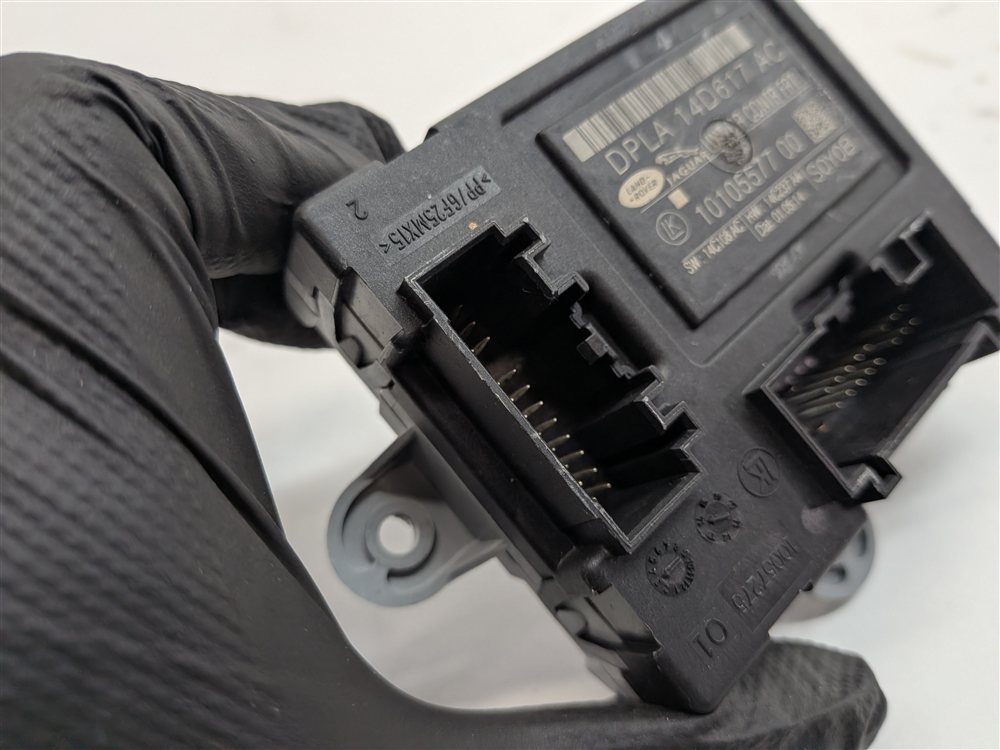 Thumbnail 6: 2014 RANGE ROVER (L405) FRONT RIGHT PASSENGER DOOR CONTROL MODULE