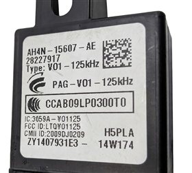 Thumbnail 6: 2014 RANGE ROVER (L405) KEYLESS ENTRY ANTENNA CONTROL MODULE