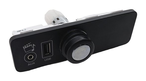 Thumbnail 1: 2014 RANGE ROVER L405 AUXILIARY AUX IN USB 12V POWER SUPPLY OUTLET SOCKET PANEL