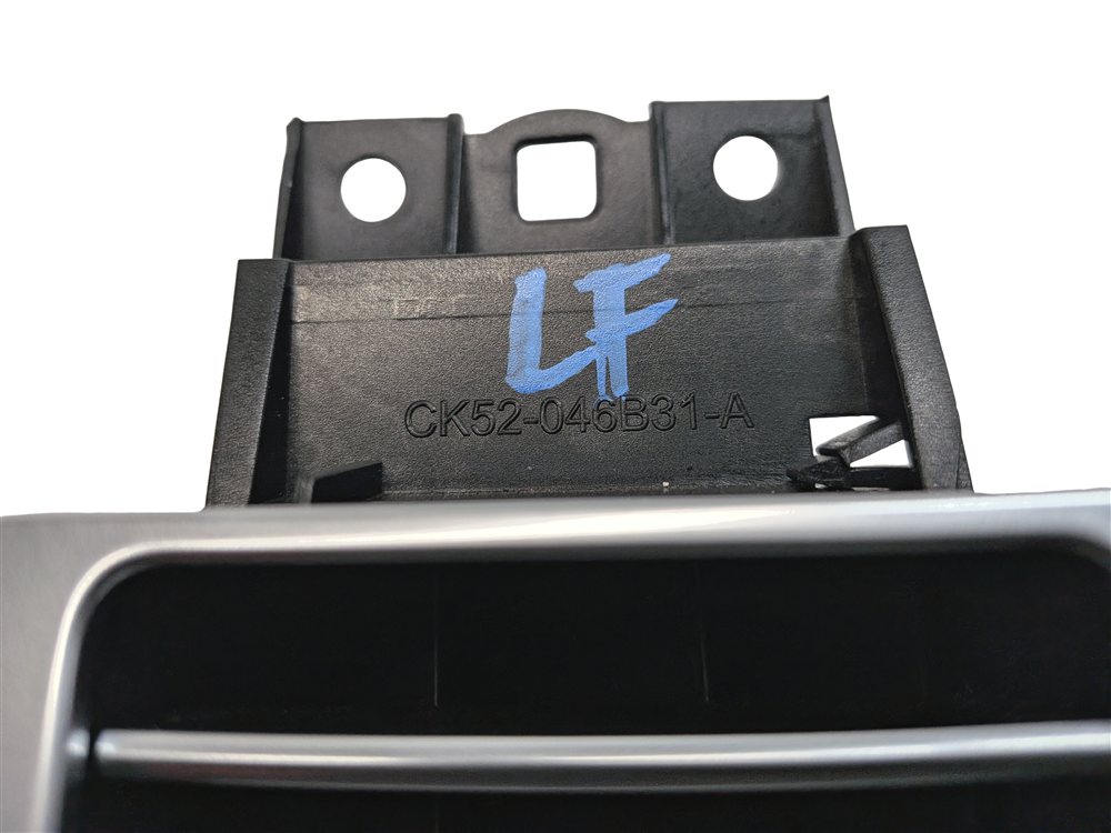 Thumbnail 6: 2014 RANGE ROVER (L405) FRONT LEFT DRIVER DASH HEAT AIR AC HVAC VENT (Black)