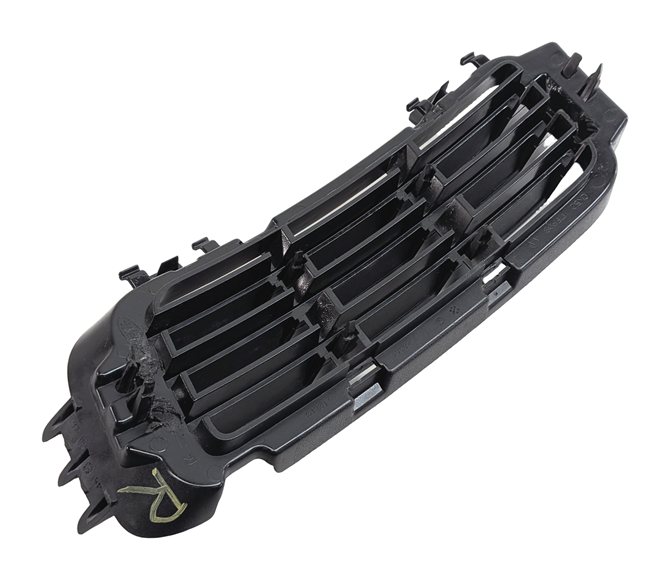 Thumbnail 3: 2014 RANGE ROVER (L405) FRONT RIGHT PASSENGER LOWER BUMPER GRILLE END