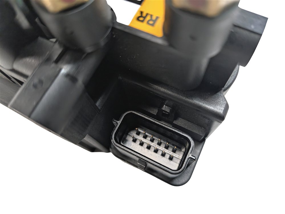 Thumbnail 5: 2014 RANGE ROVER (L405) AIR SUSPENSION CONTROL VALVE BLOCK
