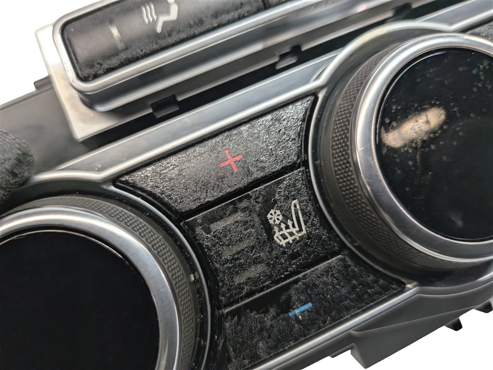 Thumbnail 9: 14-15 RANGE ROVER SPORT (L494) REAR HEATER AC TEMPERATURE CONTROL (HEATED SEATS)