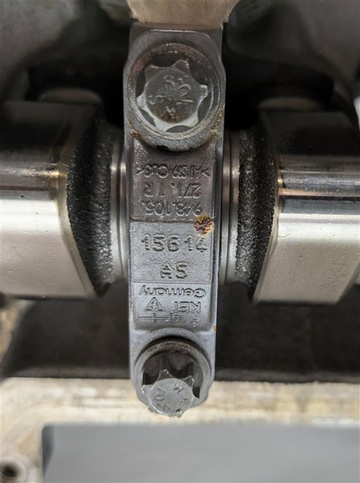 Thumbnail 8: 2011-2014 PORSCHE CAYENNE (958) 4.8L M48 V8 ENGINE LEFT DRIVER CYLINDER HEAD
