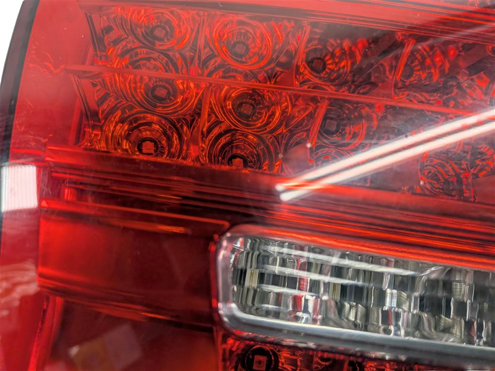 Thumbnail 9: 2011-2014 PORSCHE CAYENNE (958) LEFT DRIVER REAR INNER TAILLIGHT LIGHT LAMP