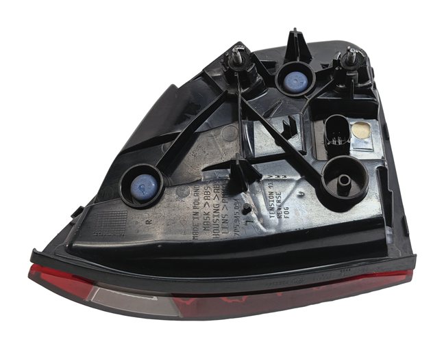 Thumbnail 5: 2011-2014 PORSCHE CAYENNE (958) RIGHT PASSENGER INNER TAILLIGHT LIGHT LAMP