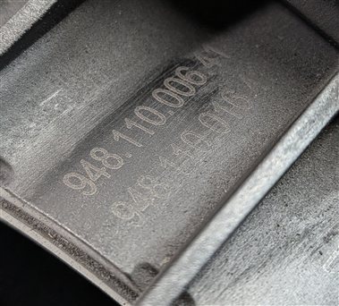 Thumbnail 10: 2008 PORSCHE CAYENNE (957) 4.8L M48 V8 NON-TURBO ENGINE INTAKE MANIFOLD