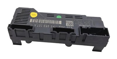 Thumbnail 2: 2011 PORSCHE CAYENNE (958) REAR TRUNK LIFTGATE HATCH LID CONTROL MODULE