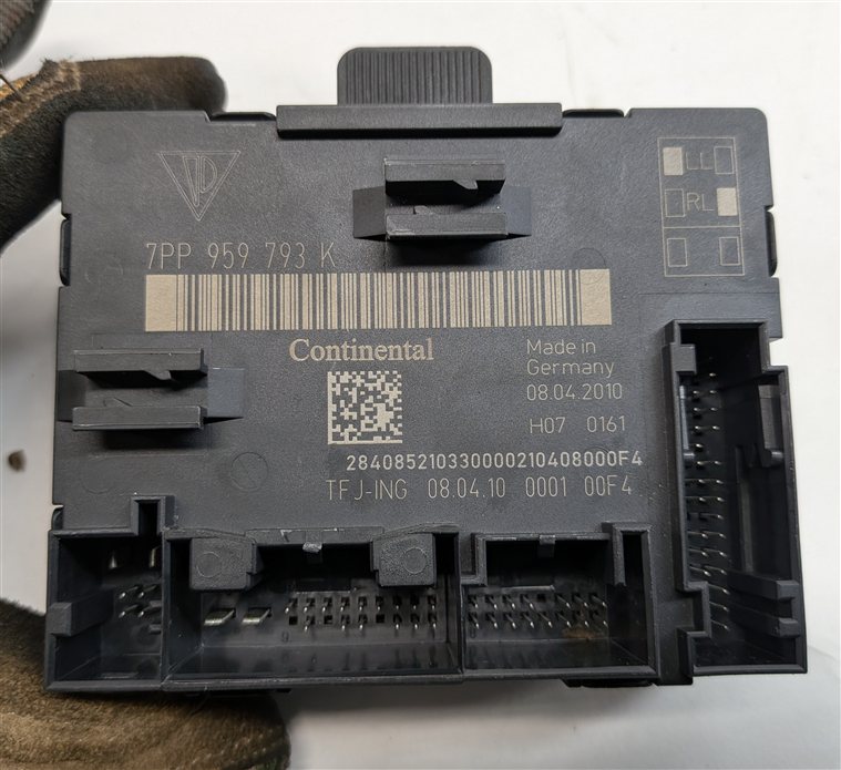 Thumbnail 5: 2011 PORSCHE CAYENNE (958) FRONT RIGHT PASSENGER DOOR CONTROL MODULE