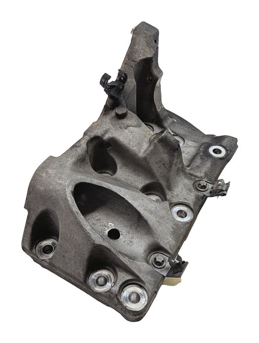 Thumbnail 3: 2011 PORSCHE CAYENNE (958) 4.8L (M48.02) NON TURBO ENGINE MOTOR MOUNT BRACKET