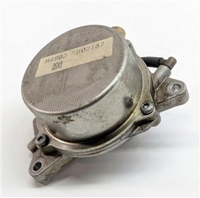 Thumbnail 4: 2011 PORSCHE CAYENNE (958) 4.8L (M48.02) NON - TURBO ENGINE BRAKE VACUUM PUMP