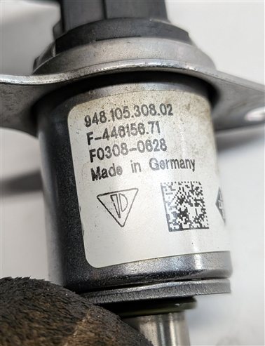 Thumbnail 7: 2011 PORSCHE CAYENNE (958) 4.8 NON TURBO ENGINE CAMSHAFT TIMING SOLENOID SET/2